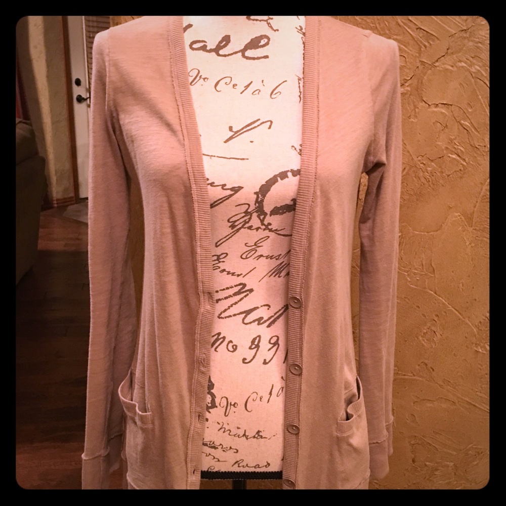 American Eagle long sleeve tan cardigan